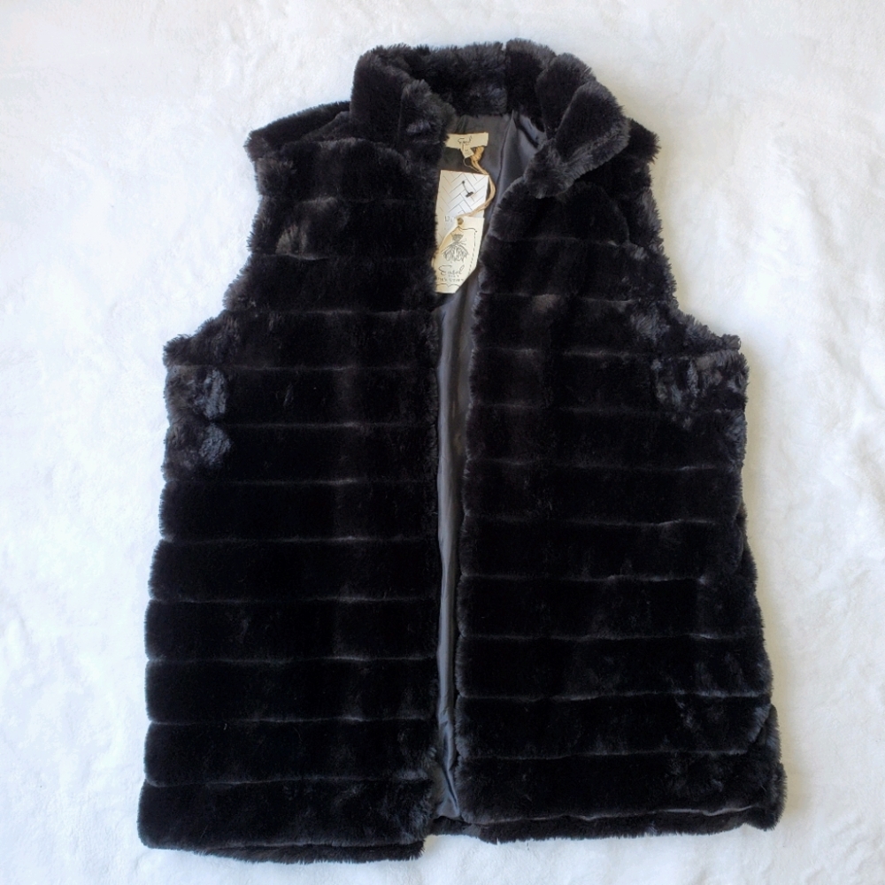 Easel Striped Faux Fur Black Vest Medium
